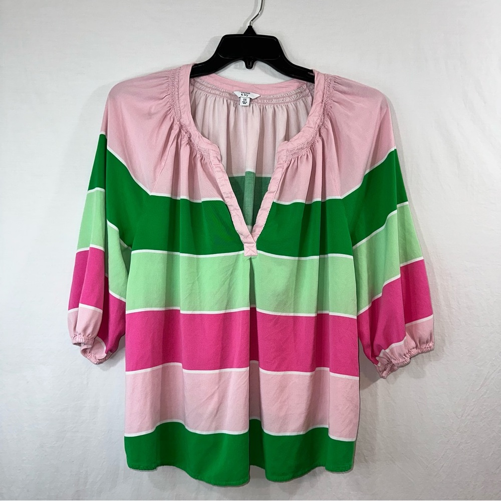 Crown & Ivy Plus Size Blouse. Size 2X.